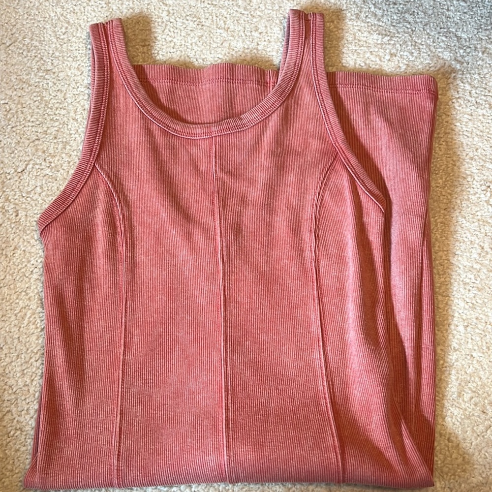 Pink bodycon dress